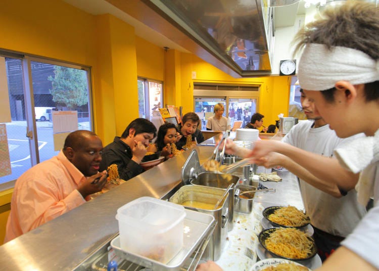 2. Yaro Ramen (Multiple Stores): Noodle Mountain