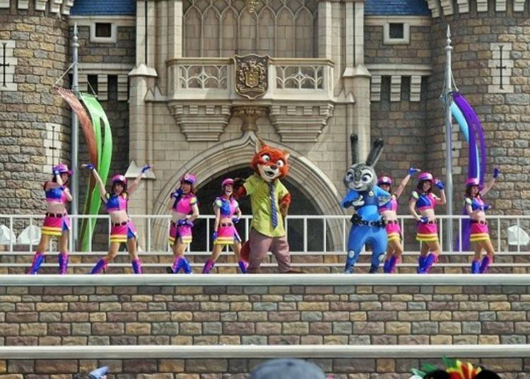 【東京ディズニーランド®】その他のプログラム:ショー『ジュディとニックのジャンピン・スプラッシュ』