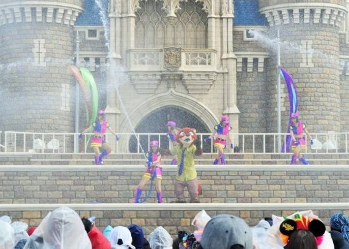 東京ディズニーリゾート 19夏イベントの見どころ一挙紹介 ショーやグッズは必見 Live Japan 日本の旅行 観光 体験ガイド