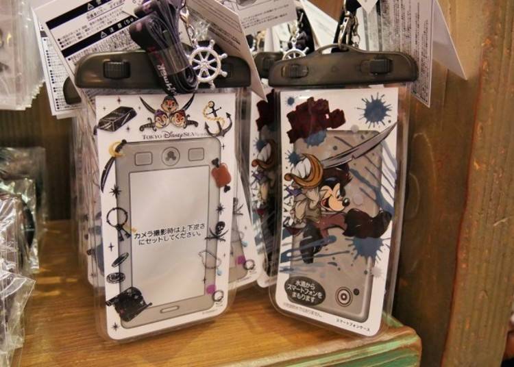 (3)スマートフォンケース(1,900円)