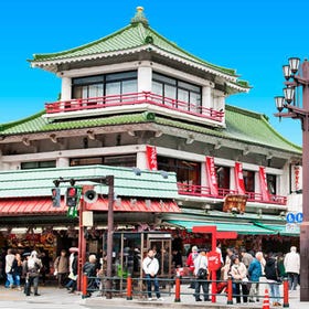 Tokiwado Kaminariokoshihonpo (Kaminarimon Gate store)