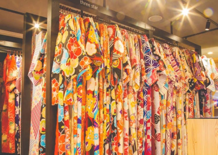 With so many cute kimono and yukata available, feel free to choose your favorite from the enormous selection.