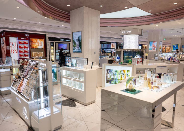 9th Floor: Beauty, Luxury, and Fine Spirits Paradise
