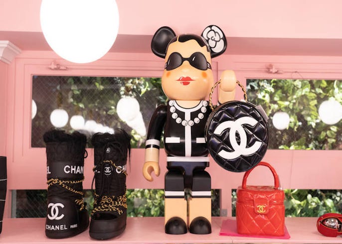 AMORE vintage TOKYO on Instagram: “🖤SOLD OUT🖤Vintage Chanel mini