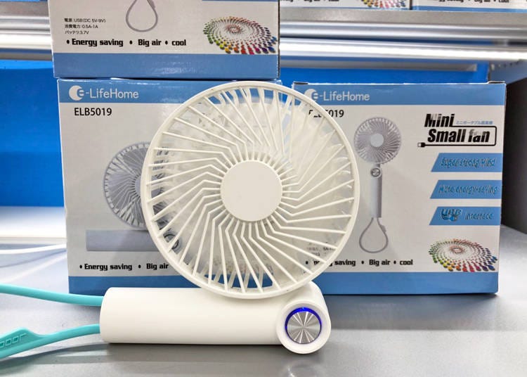 Comes in 3 colors: white, blue and pink