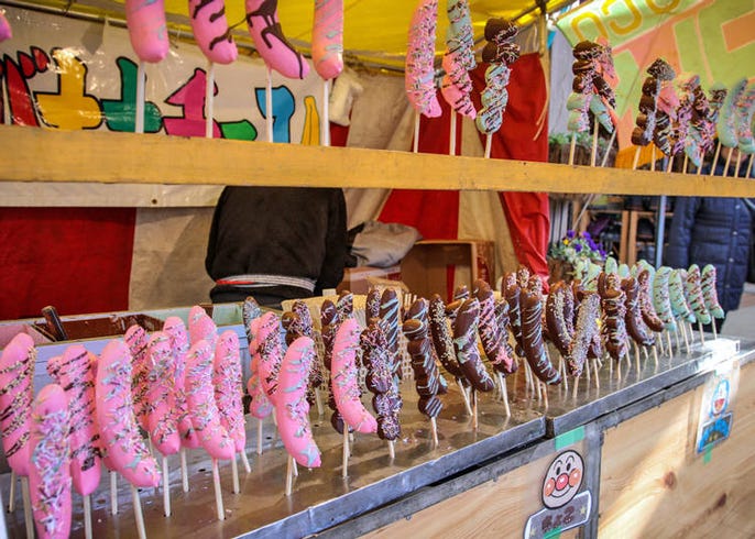 え お祭りでそれ売っちゃうの 外国人が驚いた日本のオモシロお祭り屋台 Live Japan 日本の旅行 観光 体験ガイド