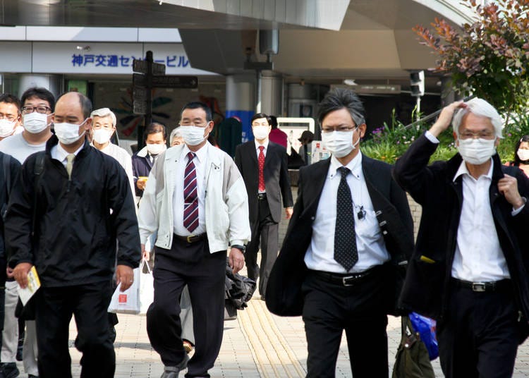 6. People wear face masks in public