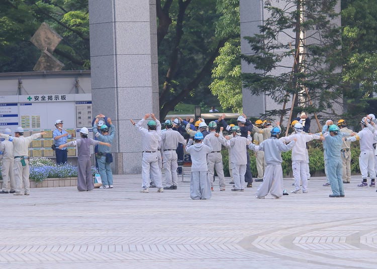 15. Many Japanese companies have morning exercises