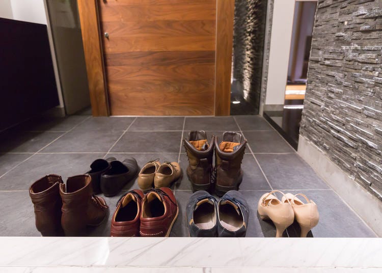 20. Japanese people take their shoes off almost EVERYWHERE