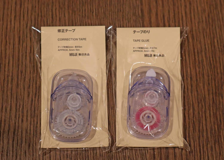 7. Outstanding ease-of-use stationery "correction tape / tape glue" (250 yen / tax each)
