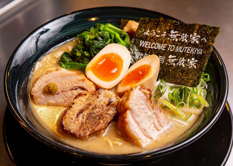 2. Mutekiya: The pinnacle of tonkotsu shoyu ramen with snaking queues