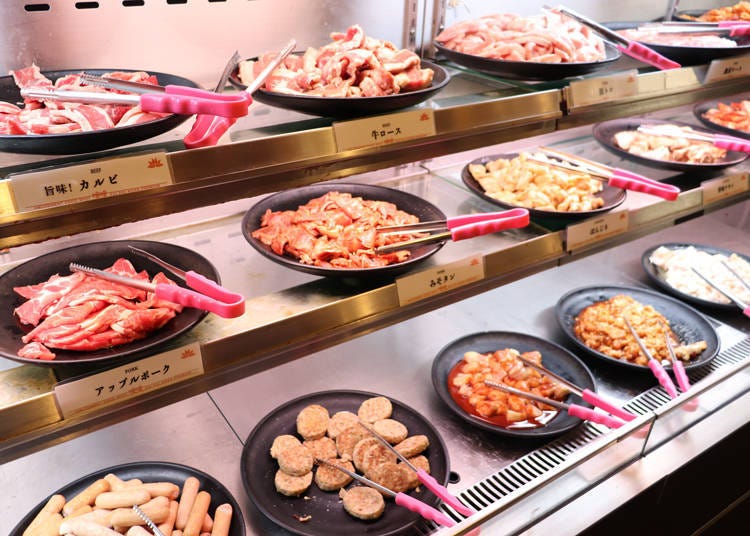 A wide range of meat! Enjoy a full-blown yakiniku buffet!