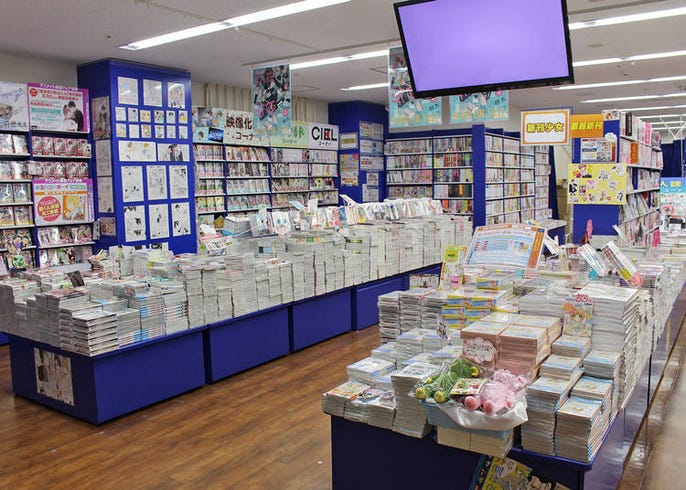 The Crazy World of Anime Opens Up in Tokyo's Ikebukuro: Top 3