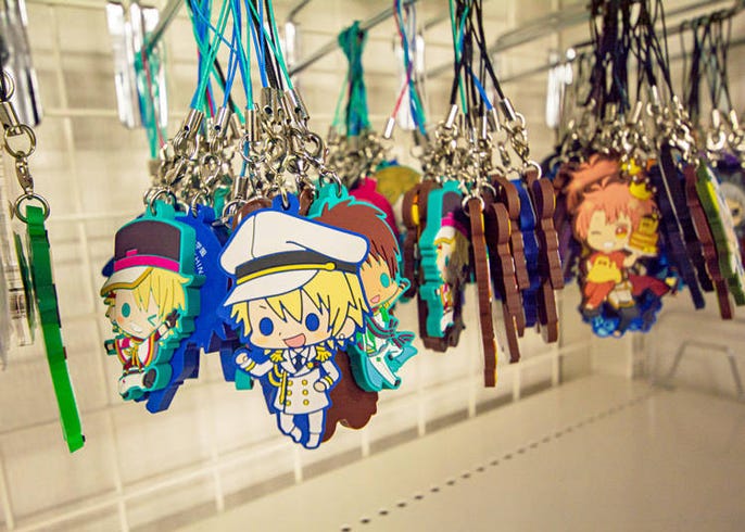 The Crazy World Of Anime Opens Up In Tokyo S Ikebukuro Top 3 Shops For Anime Cosplay And Dojinshi Live Japan Travel Guide