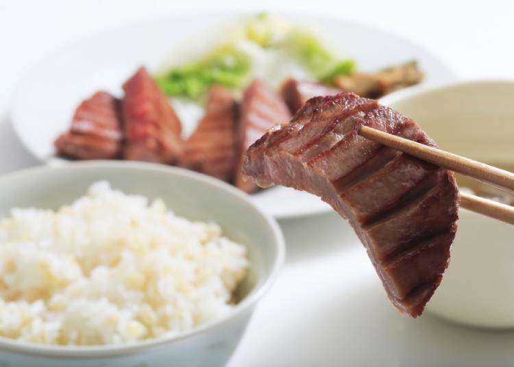 한국에 삼겹살이 있다면 일본에는 소의 혀가..! 한국인이 일본에서 먹고 경악한 음식 4가지!