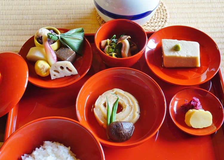 13. [Lý do 13] Thưởng thức các món ăn chay tại chùa Yakuo-in