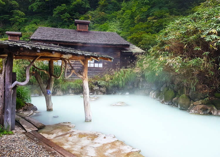 乳頭温泉　icosha / Shutterstock.com
