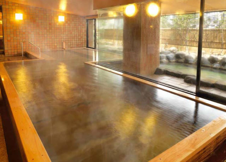 1. Oedo Onsen Monogatari Atami: Popular hot spring leisure spot just a 7-minute walk from the station