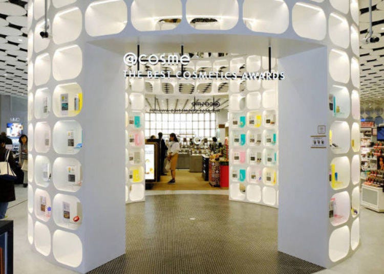 2. @cosme TOKYO: Must-see for fashion lovers!