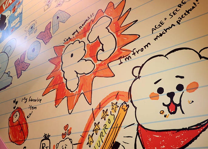 Bt21のマスクもある 原宿のlineショップ Line Friends Store に行ってみた Live Japan 日本の旅行 観光 体験ガイド