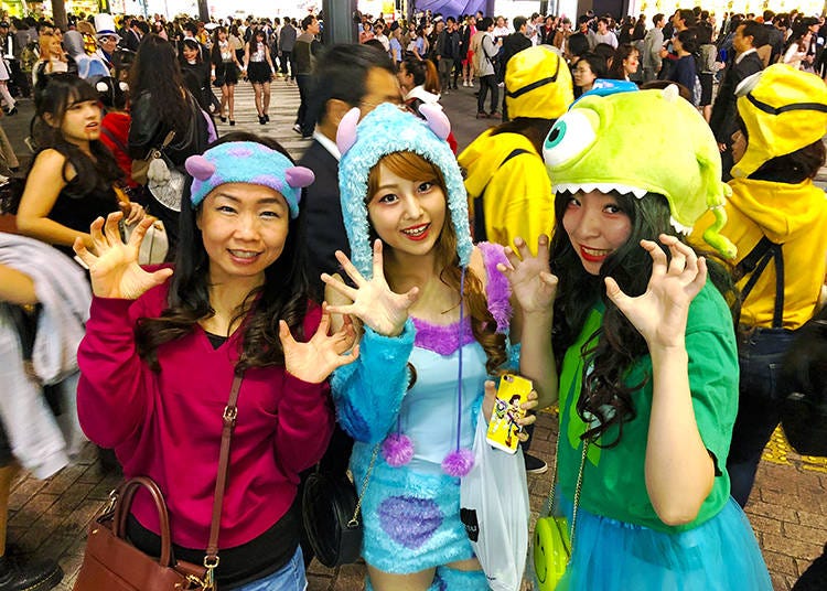 2. Halloween Costumes in Japan