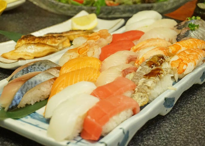 新宿で安い美味しい寿司ランチ5選 1000円 人気 おすすめ店はここ Live Japan 日本の旅行 観光 体験ガイド