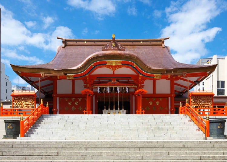 新宿知名的花园神社