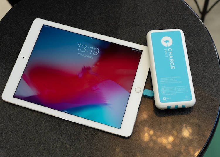 ChargeSPOT 亦支援iPad、數位相機及行動 Wi-Fi 分享器。