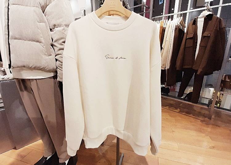 重磅刺繡大學T 定價5900日圓