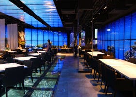 築地の日本料理「魚月」はまるで竜宮城！ プロジェクションマッピングと料理で日本昔ばなしが楽しめる新感覚レストラン