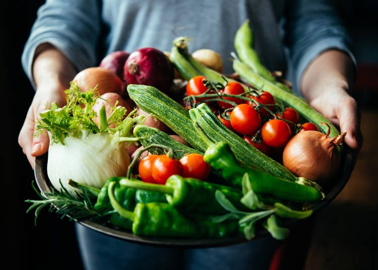 Extra: tomatoes are sweet and delicious like other fruits