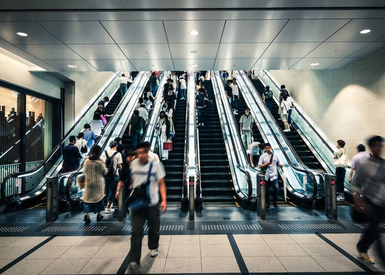 Crucial escalator etiquette!