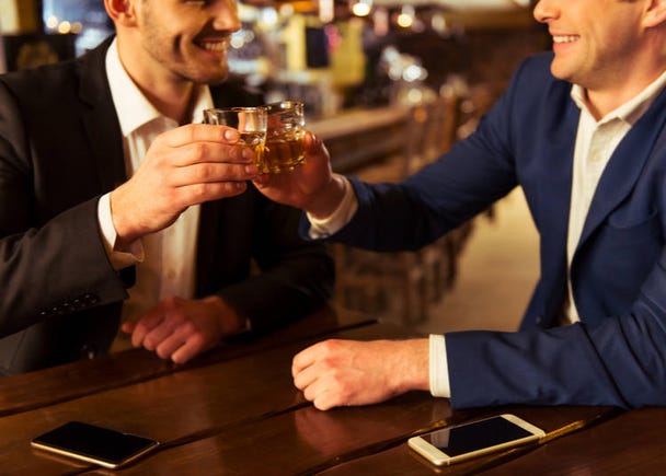 Tips on Visiting Japanese Hostess Clubs for Foreign Visitors