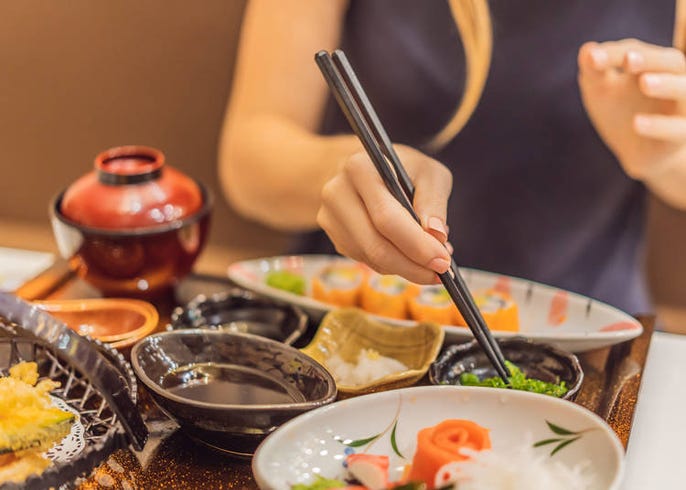 日本人の食べ方にショック イギリス人が日本に来て驚いた7つのこと Live Japan 日本の旅行 観光 体験ガイド