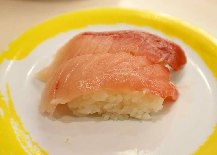 厚度＆鮮度都超群！活締鰤魚壽司（110日圓含稅）