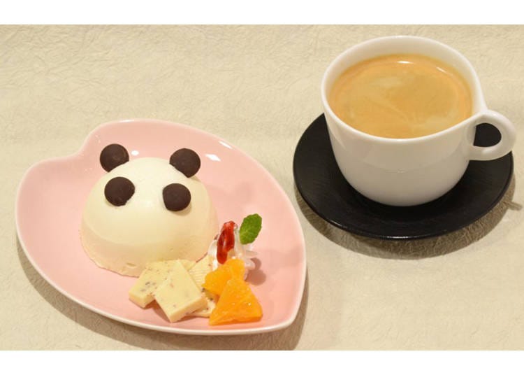 新メニュー（2）「レアチーズケーキとコーヒーのセット」 1210円（税込）
