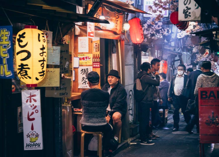 Image of Japanese alley: Yulia Grigoryeva / Shutterstock.com