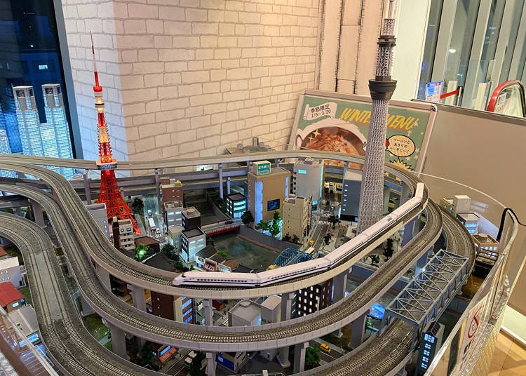 3. ChouChou PoPon Okachimachi: American diner with impressive miniature railway models!