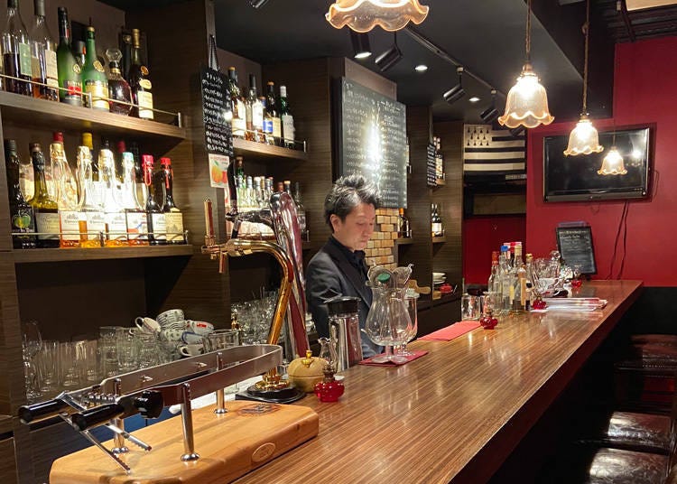 上野酒吧推薦2. 用法式薄餅和蘋果酒週遊世界－「BAR LEON」
