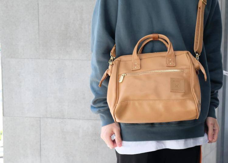 3. Show Off Your Style with “RE:MODEL Synthetic Leather Clasp Boston medium (Japan Limited)”