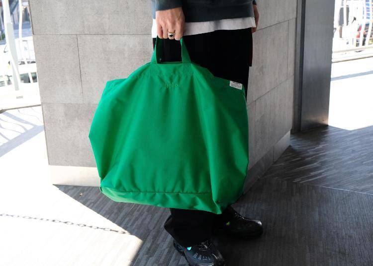4. Large Capacity Yet Light! The “TOY TOTE 2WAY TOTEBAG”