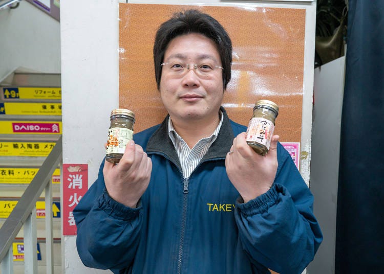 Food Buyer Mr. Dachinba, who cooperated in this interview