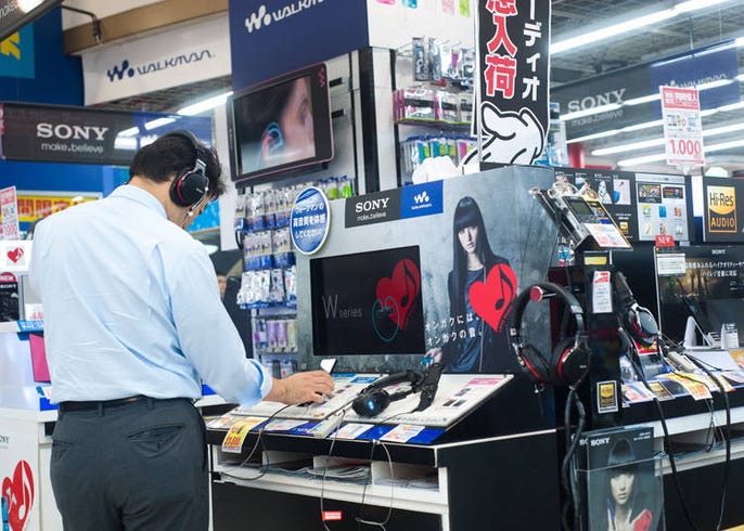 渋谷のビックカメラで人気の薬 美容品top5はこれだ 店員さんに聞く Live Japan 日本の旅行 観光 体験ガイド