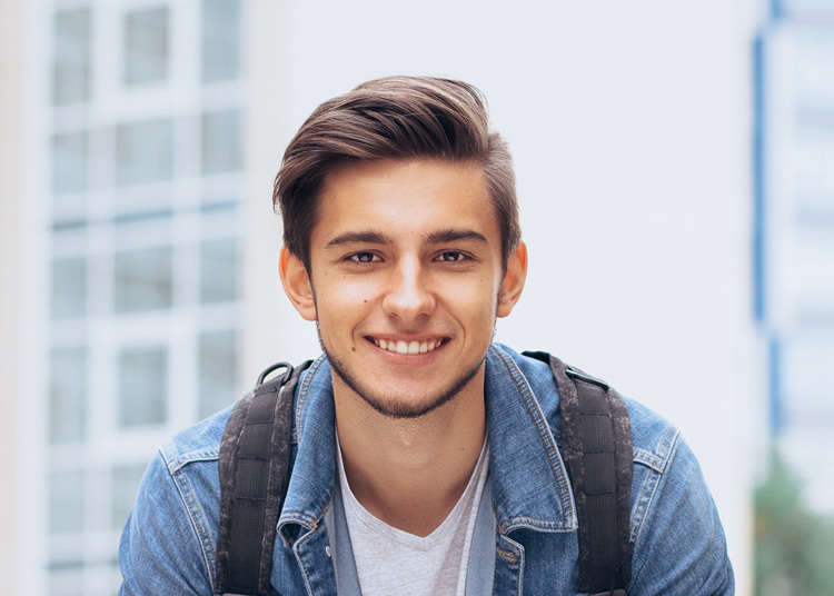 なぜ新入歓迎会をするの 日本で働く外国人が思う 4月のギモン Live Japan 日本の旅行 観光 体験ガイド