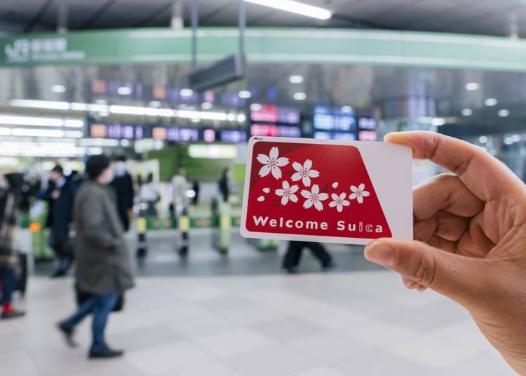 Welcome Suica has a cherry blossom on red design reminiscent of Japan and can be taken home as a souvenir