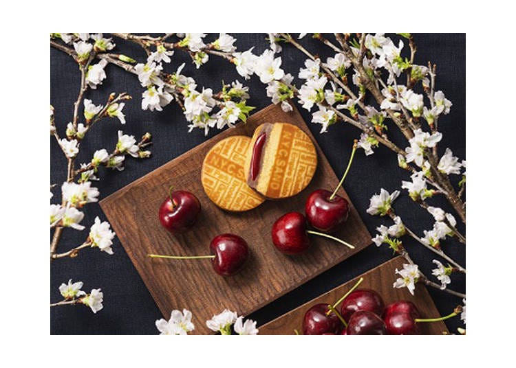 2. N.Y. Sakura Cherry Caramel Sando (1620 yen for a box of 8)