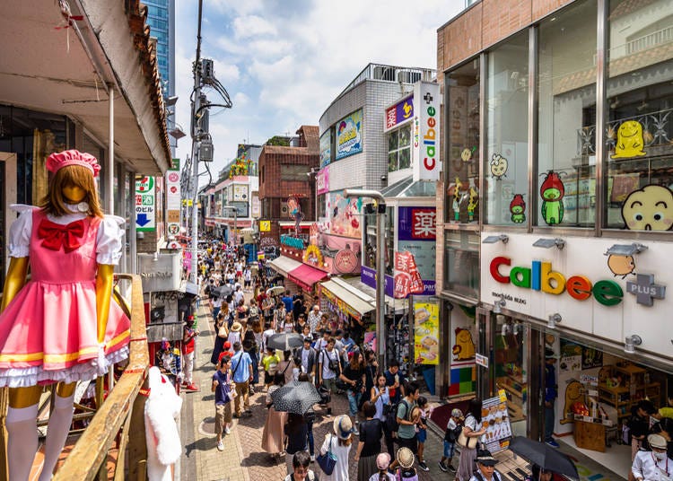11. Snack-walk along Harajuku's Takeshita Street