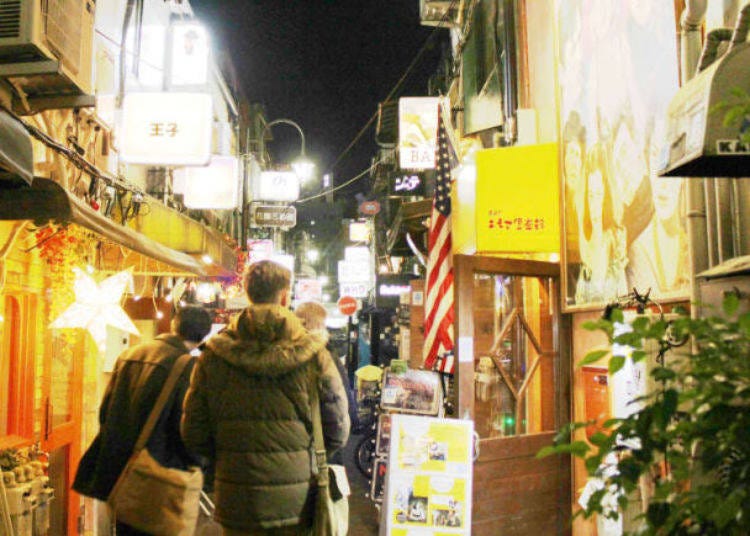 18. Wander Around Shinjuku's Golden Gai