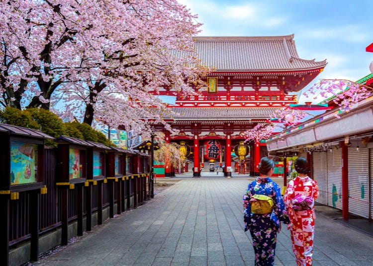 1) Sensoji Temple: Recommended by Tanya (Bulgaria, Tokyo resident for six years)