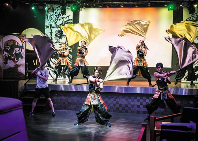 Akihabara S Samurai Rock Restaurant Acrobatic Dinner Performances That Ll Blow Your Mind Live Japan Travel Guide